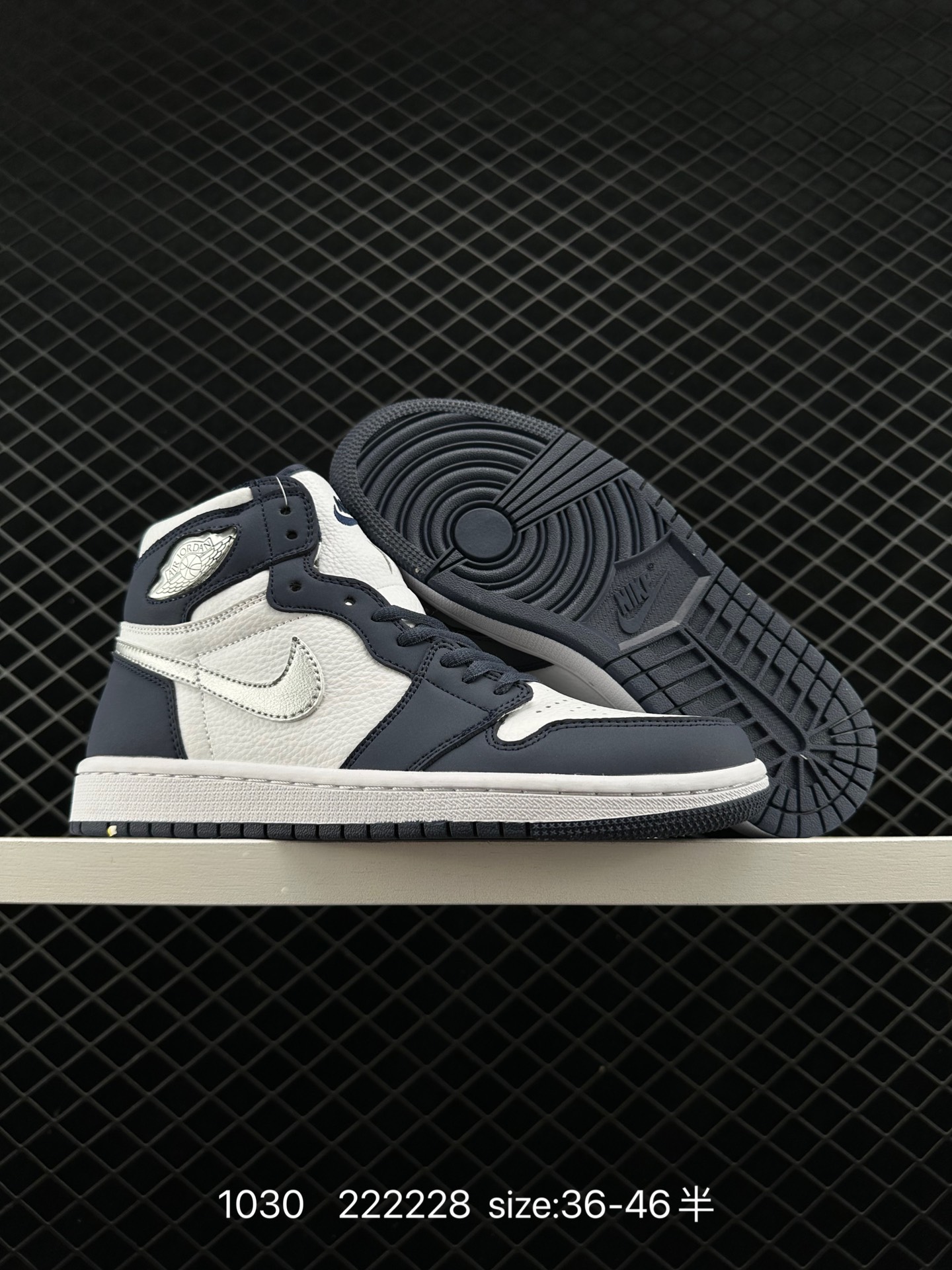 Air Jordan 1 High OG “Midnight Navy”
